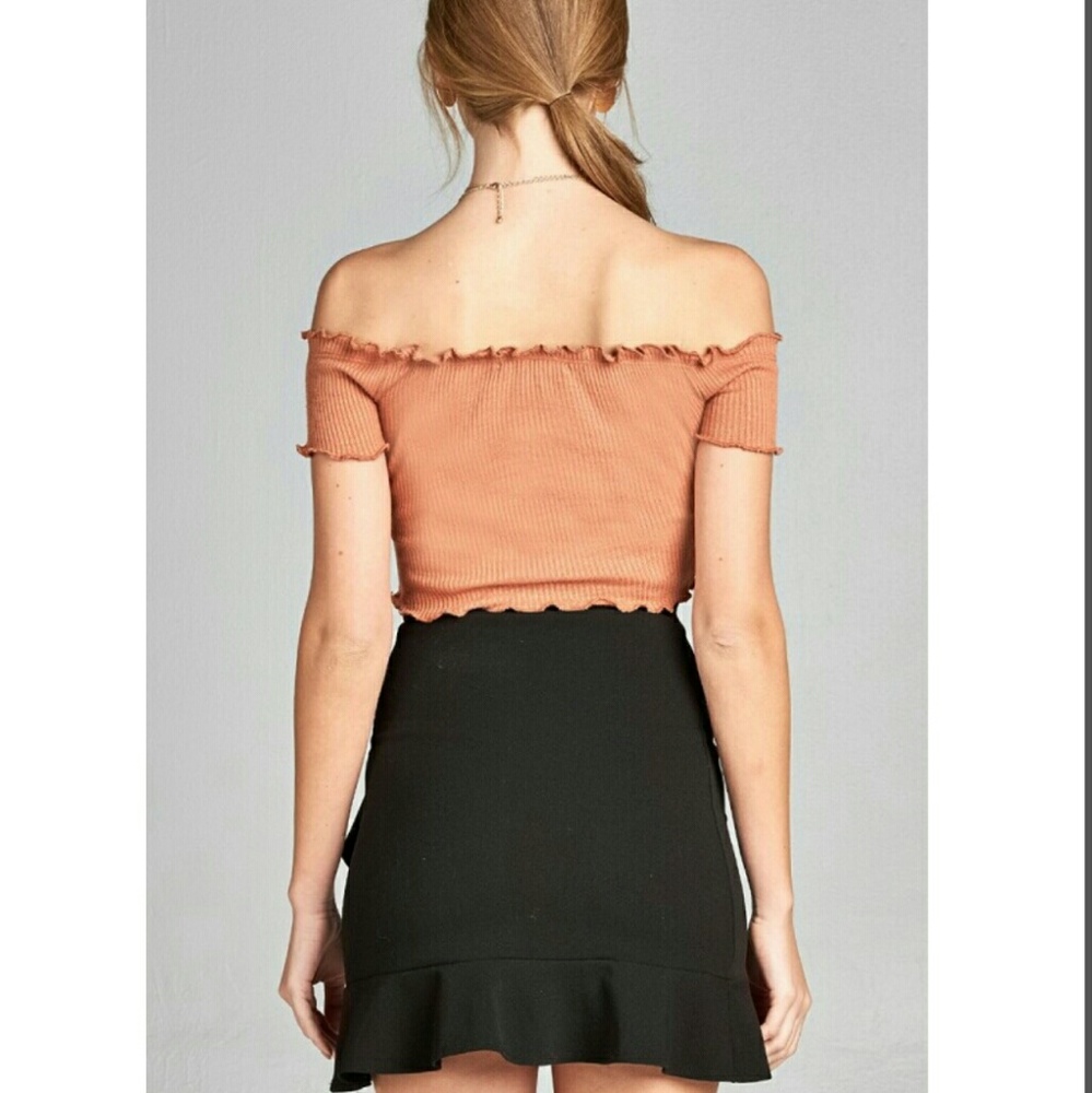 Off The Shoulder Crop Top - Picture 2 of 2